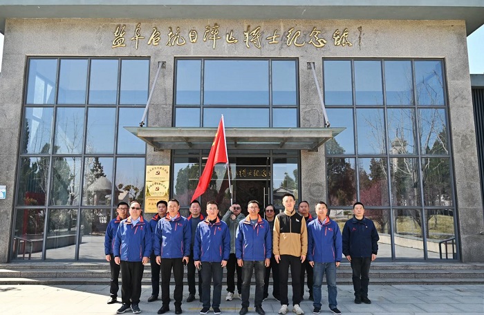 1743143907229929.jpg 700.jpg