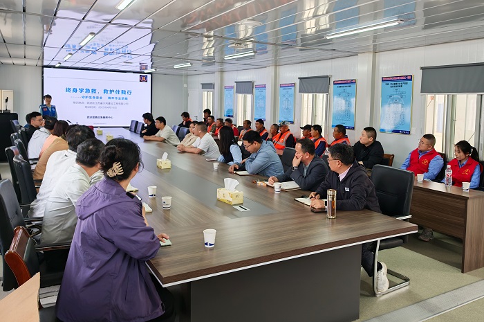 1745896109249816.jpg 1-700.jpg